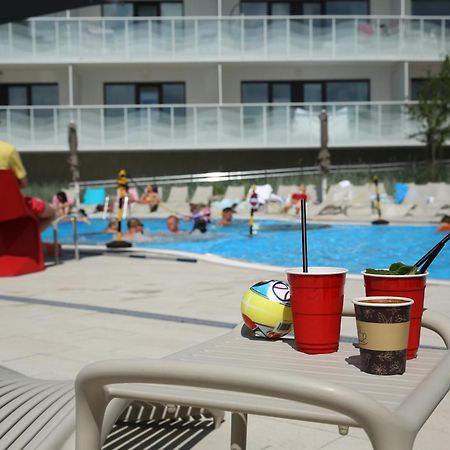 Apartament Lux Tukan B004, Polanki Aqua - Holiday City Kołobrzeg Exteriör bild