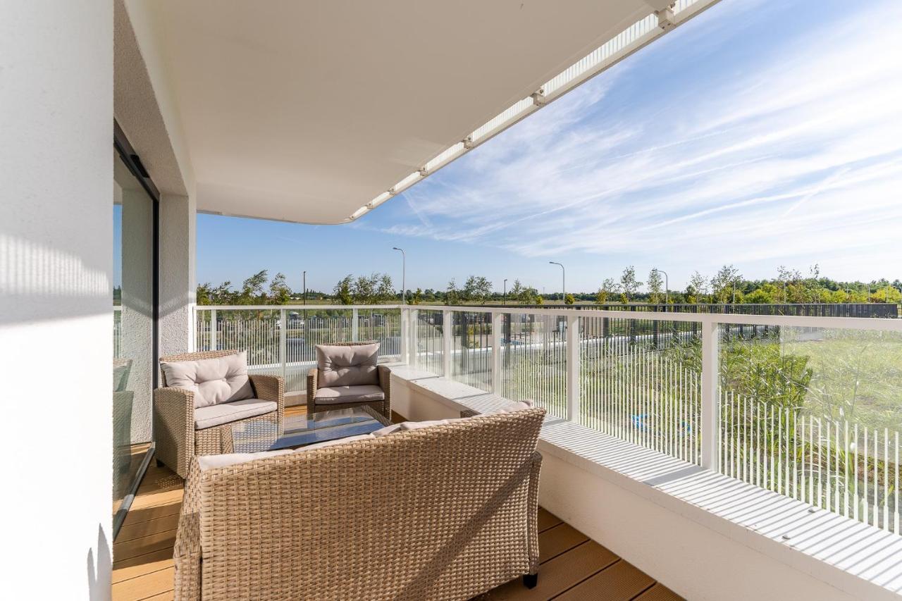 Apartament Lux Tukan B004, Polanki Aqua - Holiday City Kołobrzeg Exteriör bild